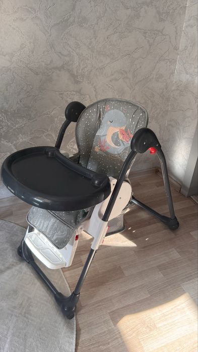 Продам детский стол