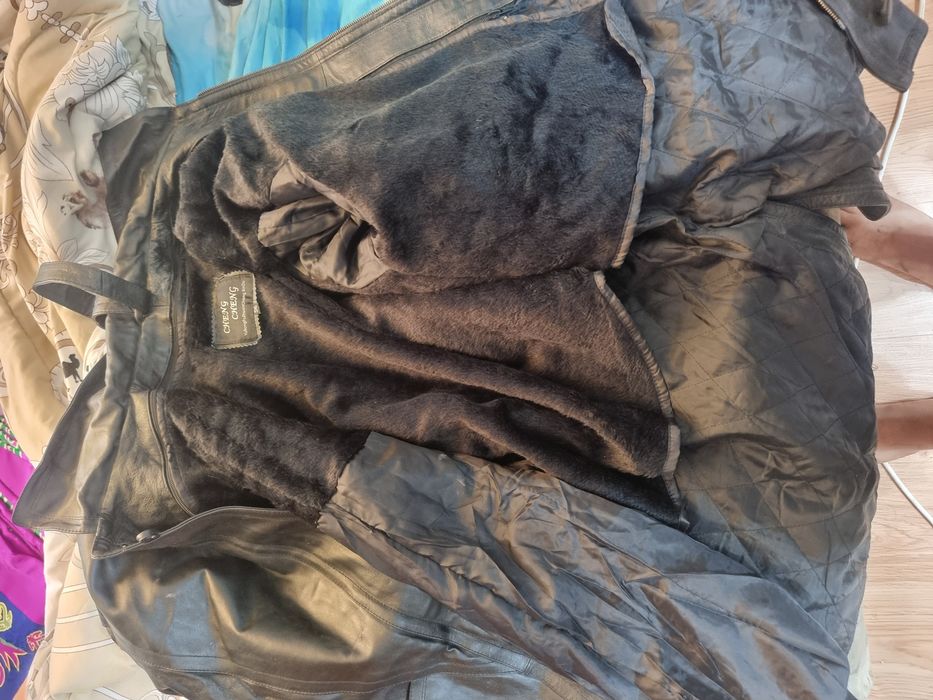 Новая женская кожанная куртка с мехом,шуба