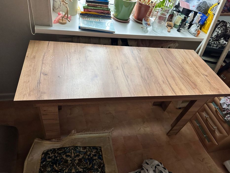 Үстел өте жақсы күйде