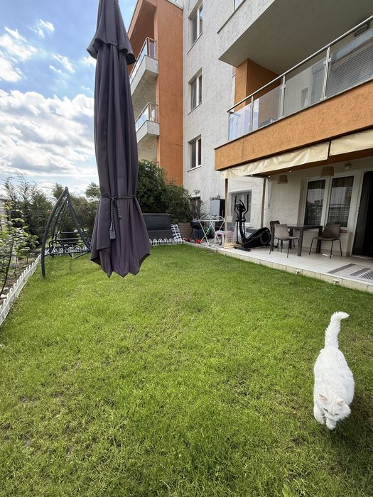 Apartament 2 camere cu gradina plus loc de parcare