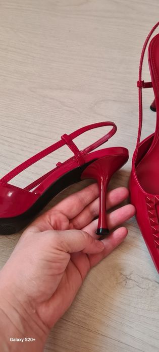 Прожам новые босоножки MANGO