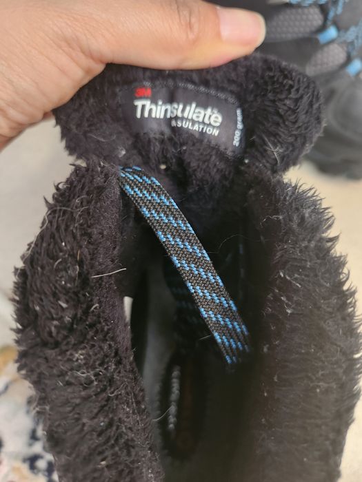 Срочно продам обувь для гор 36 размер