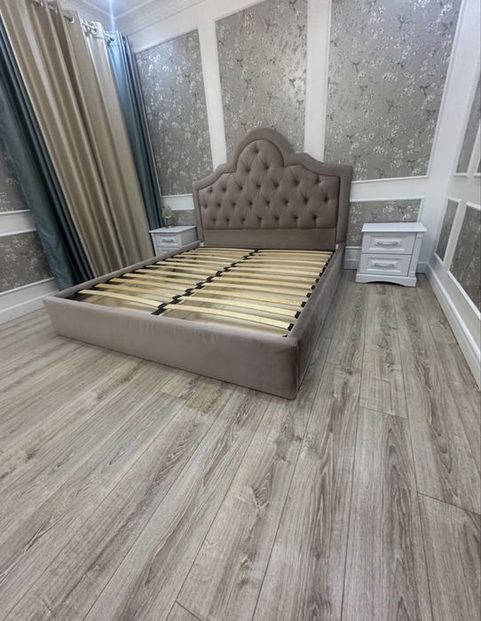 Продам кровать 2х1.8