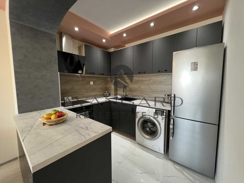 Продава се Двустаен апартамент в Пловдив, Тракия - 68 кв.м за 2177 €/кв.м - Снимка #3