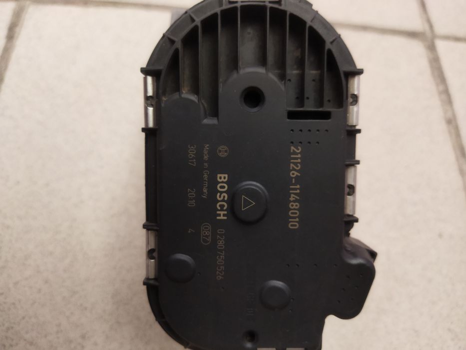 Продам  заслонку на Приору