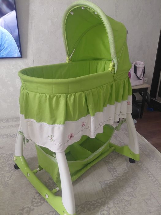 Продам кроватку ,люльку