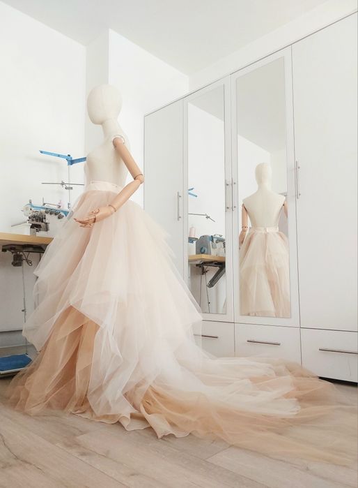 Булчинска рокля Бална пола Екрю Бежаво Пухкава Обемна Тюл Омбре