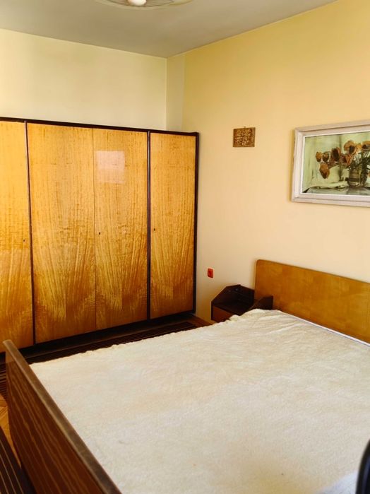 Под наем Плевен в центъра, двустаен с отделна кухня