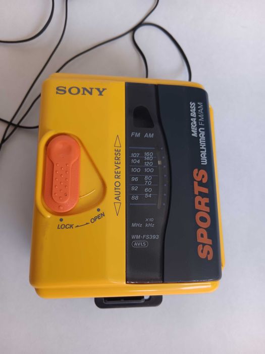 Walkman Sony WM-FS393, de colectie anii 90, cu Radio,totul FUNCTIONAL