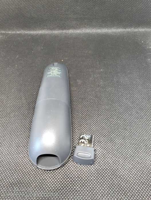 Logitech presenter pointer R500s Bluetooth wireless