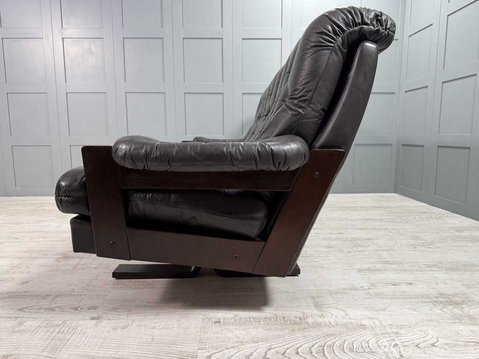 Кожен диван 3-ка Arne Norell Д1106