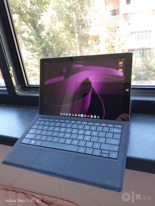 Срочна цена договорная Microsoft Surface Pro в хорошем состоянии с чех