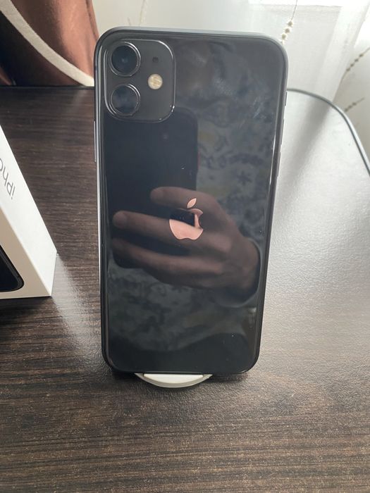 Iphone 11 culoare neagră