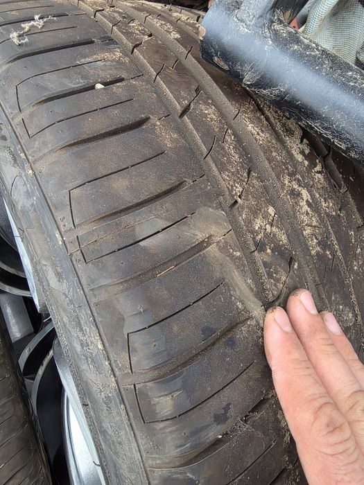 Vand jante originale bmw pe 20 anvelope vara