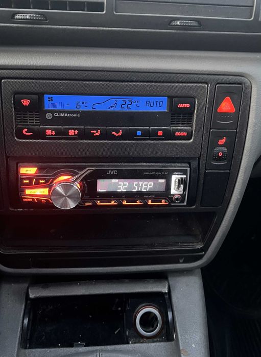 Se vinde VW Passat, combi,  B5, 1.9 TDI, pret 850 Euro