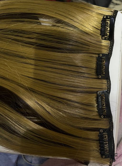 Парик красивый модный