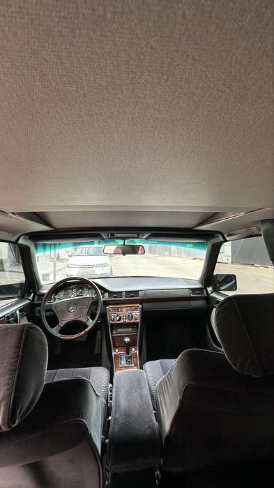 Mercedes-Benz 300 1989 — 8