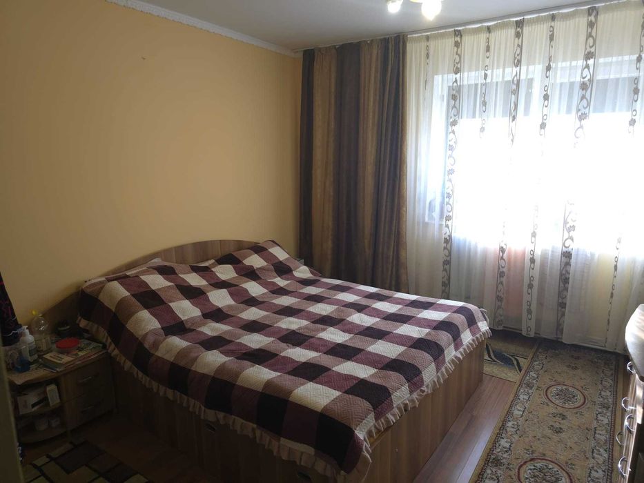 Apartament 2 camere decomandat – parter – 63 mp – lângă Școala nr. 3