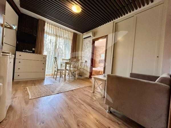 Продава се Двустаен апартамент в к.к. Слънчев бряг - 65 кв.м за 785 €/кв.м - Снимка #6