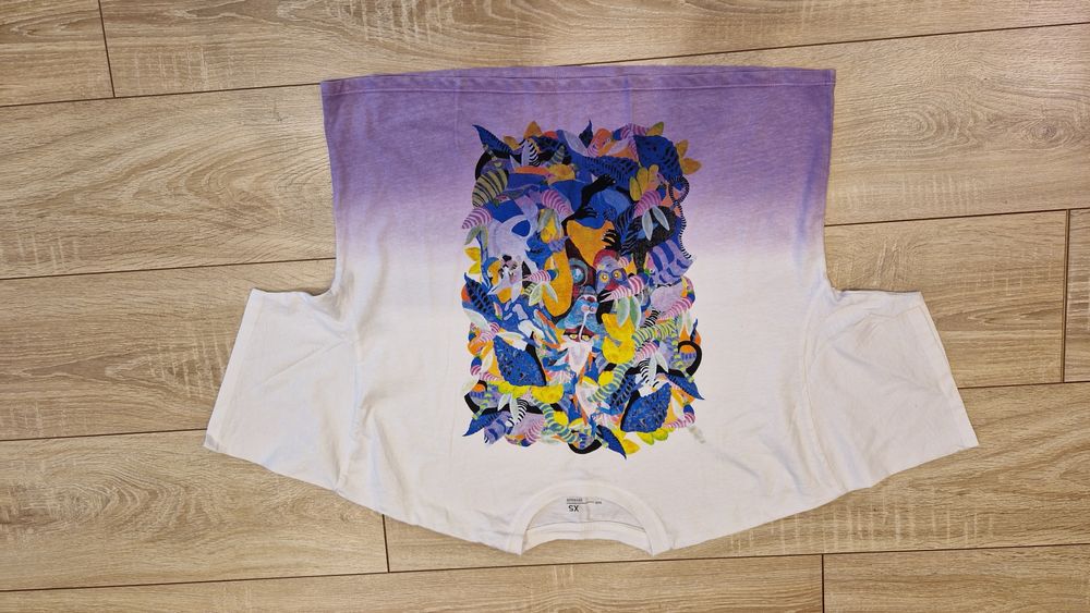 Нова овърсайз тениска