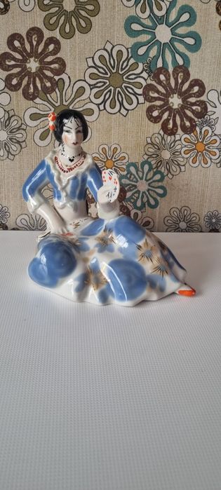 Стариные статуэтки