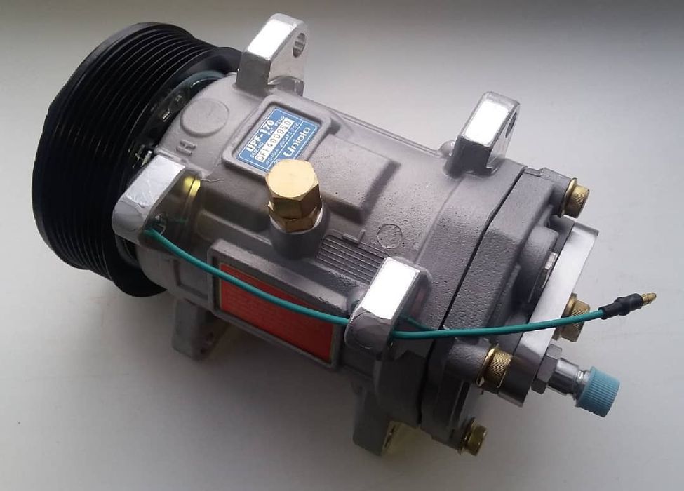 Компрессор кондиционера для автомобилей