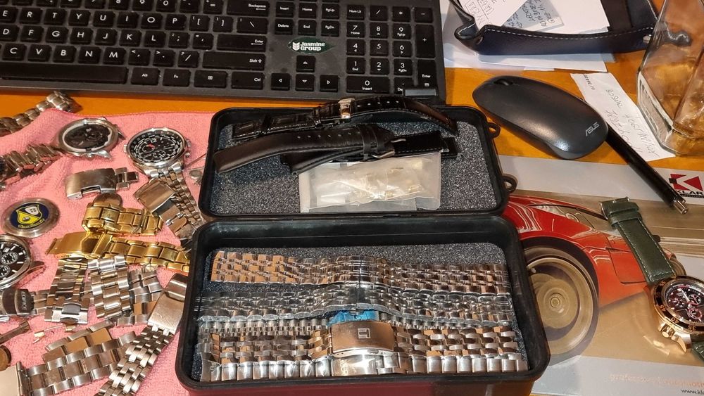 Piese schimb ceasuri plus bratari metal inox si curele piele naturala