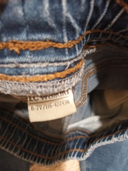 Дънки и пуловерче Waikiki