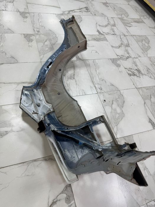 Задний крыло bmw e39