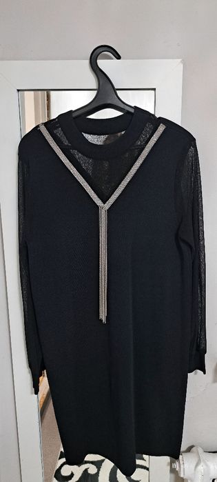 Чёрное красиво платье