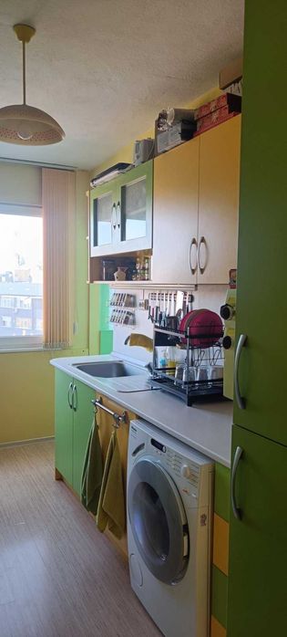 Продава се Тристаен апартамент в Казанлък - 90 кв.м за 907 €/кв.м - Снимка #1