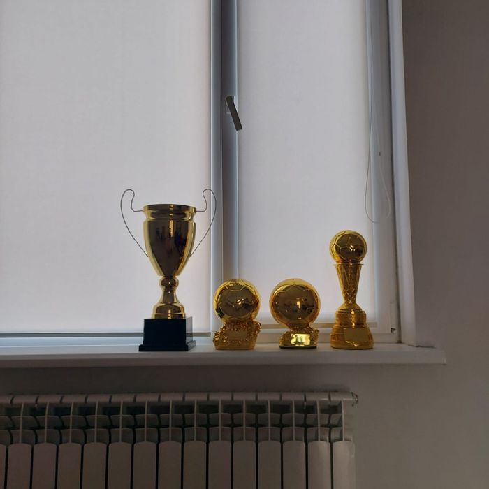 Продам кубок фудбольные