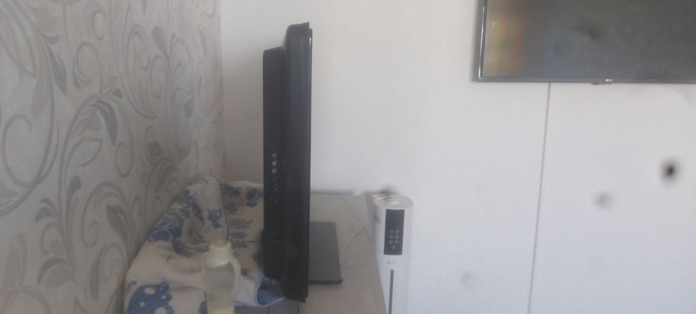 Телевизор диагональ 81см