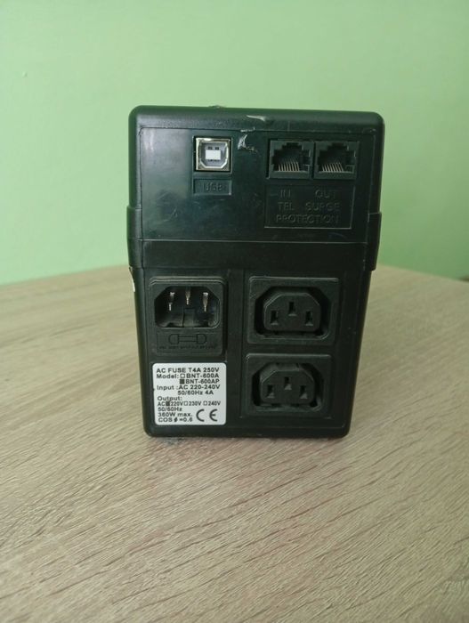 UPS - PCM BNT-600AP (Без батерия!)