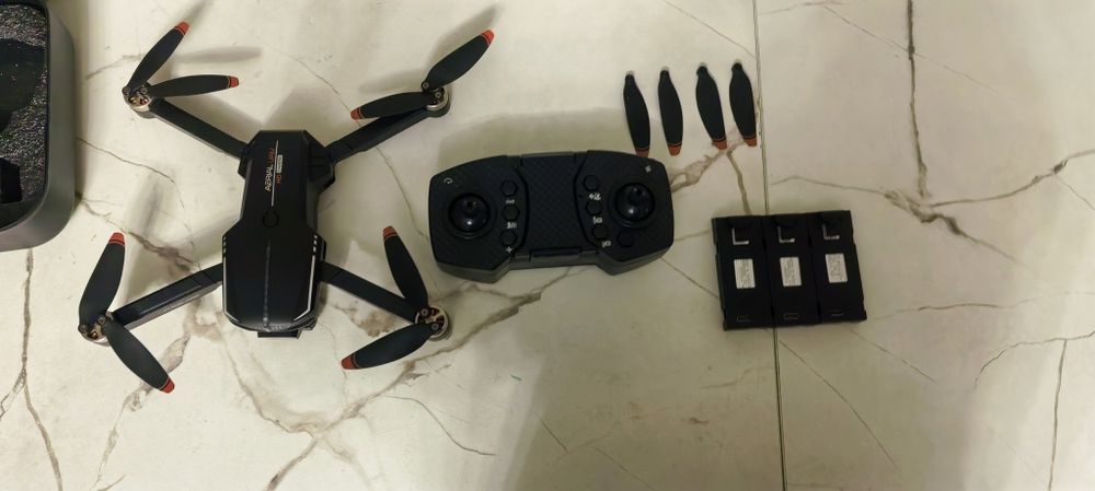 Продаю дрон aerial