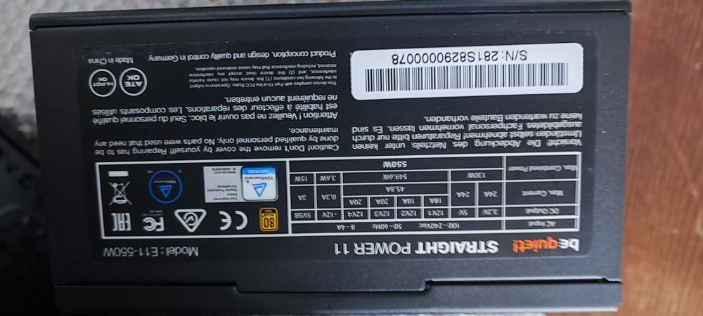 Компютър геймърски  ryzen 5600x ,rx 6600xt ,16 рам 3200mhz, захр.550+g