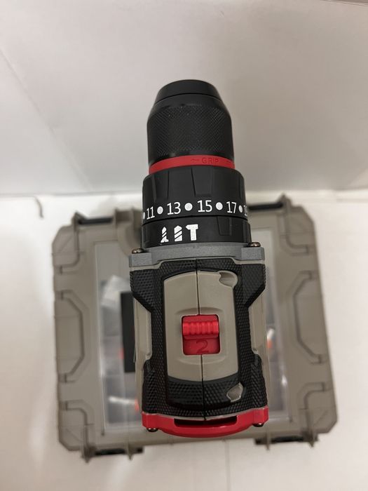 Шуруповёрт Crown