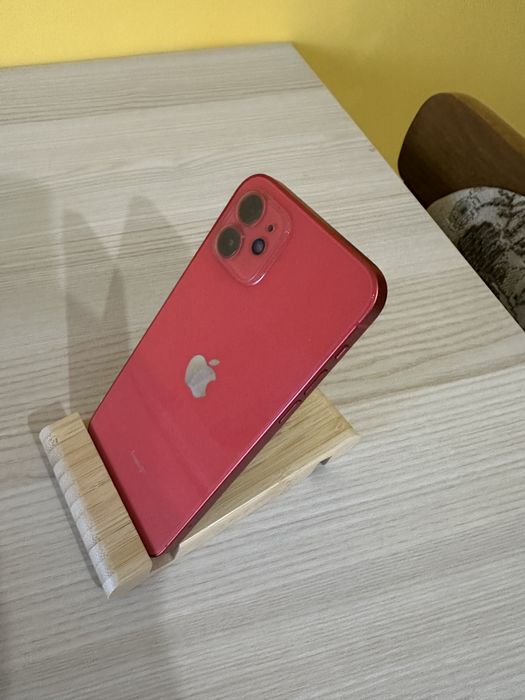 Iphone 12 rosu 64 GB