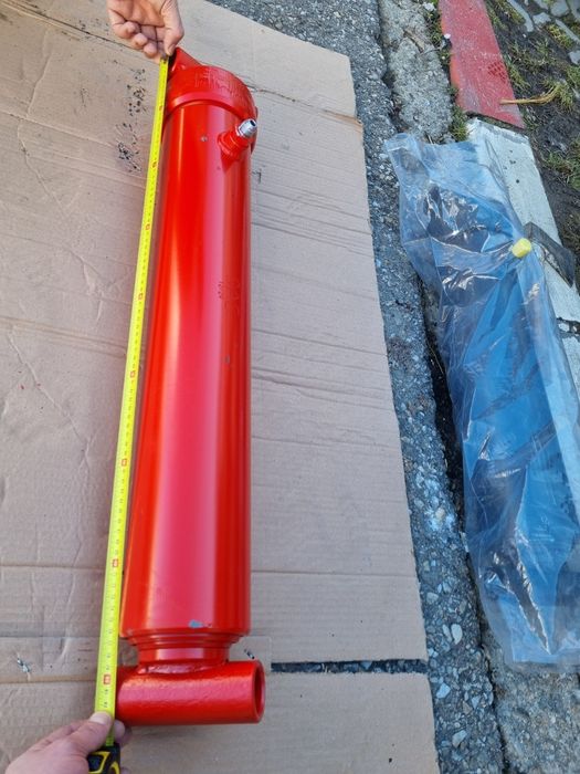 Cilindru hidraulic ridicare basculare 10 tone 3 trepte L840x L2690