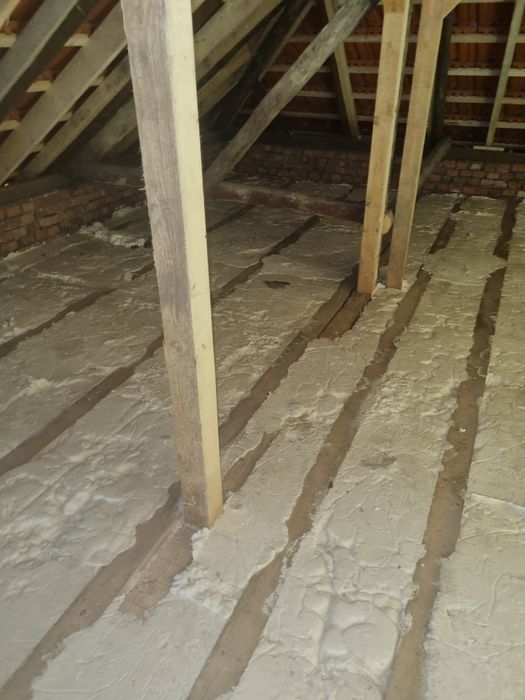 Izolatii spuma poliuretanica