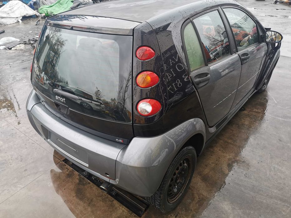 dezmembrez smart for four 1.5 diesel/aripa smart/usa fata smart/haion
