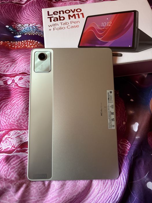 Vând Lenovo Tab M11