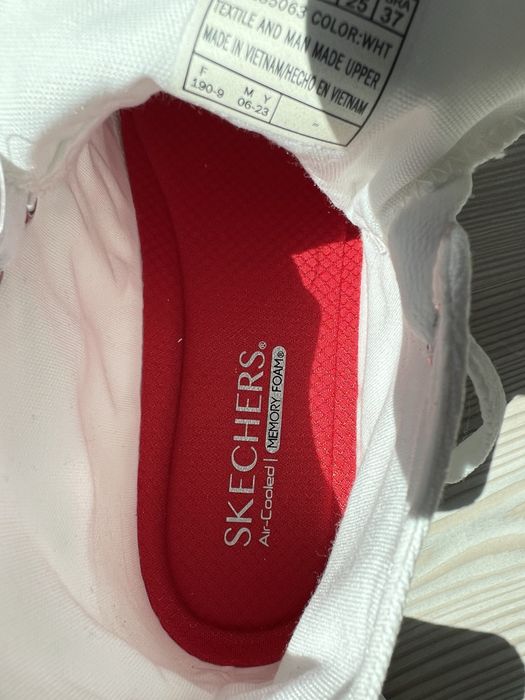 Skechers Air foam кешове