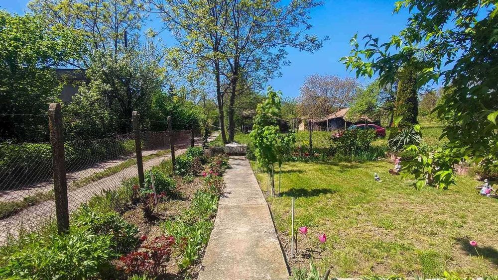 Продава се Къща в Търговище, Вилна зона - 101 кв.м за 595 €/кв.м - Снимка #1