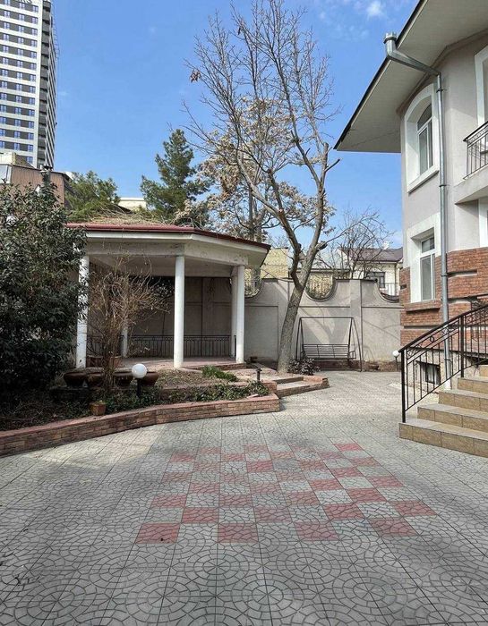 ул. ИВЛЕВА Продается 7 соток Евро ДОМ в ЦЕНТРЕ, Яккасарайский район