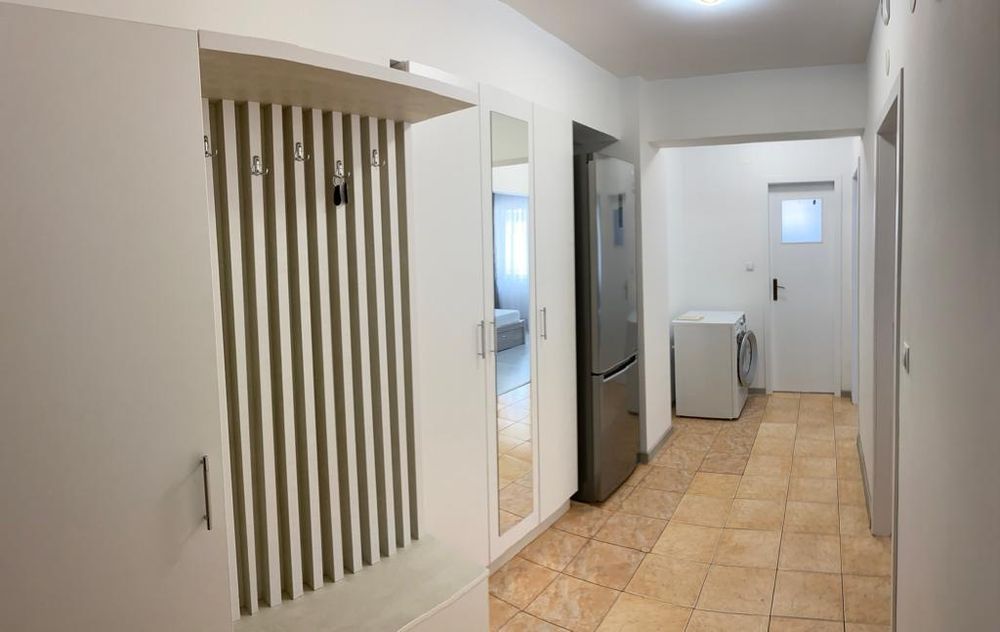 Apartament 2 camere de inchiriat