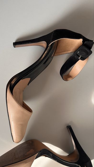Incaltari/Pantofi cu toc Stradivarius marimea 39