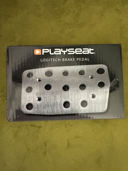 Logitech G923 + Extra-uri | Garanție Altex | Stare foarte bună