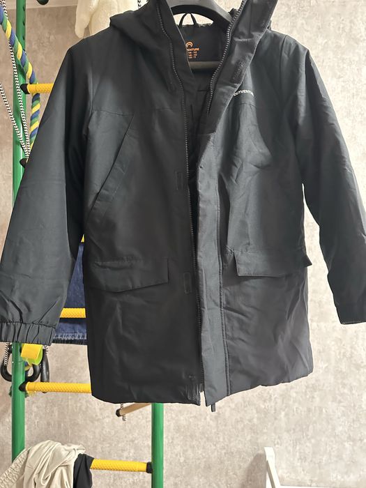 Весенняя куртка на мальчика