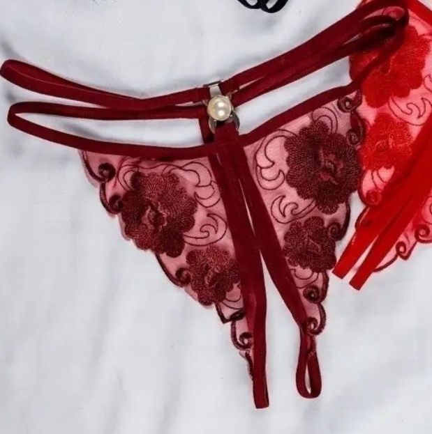 Продам новые стринги р 42-44